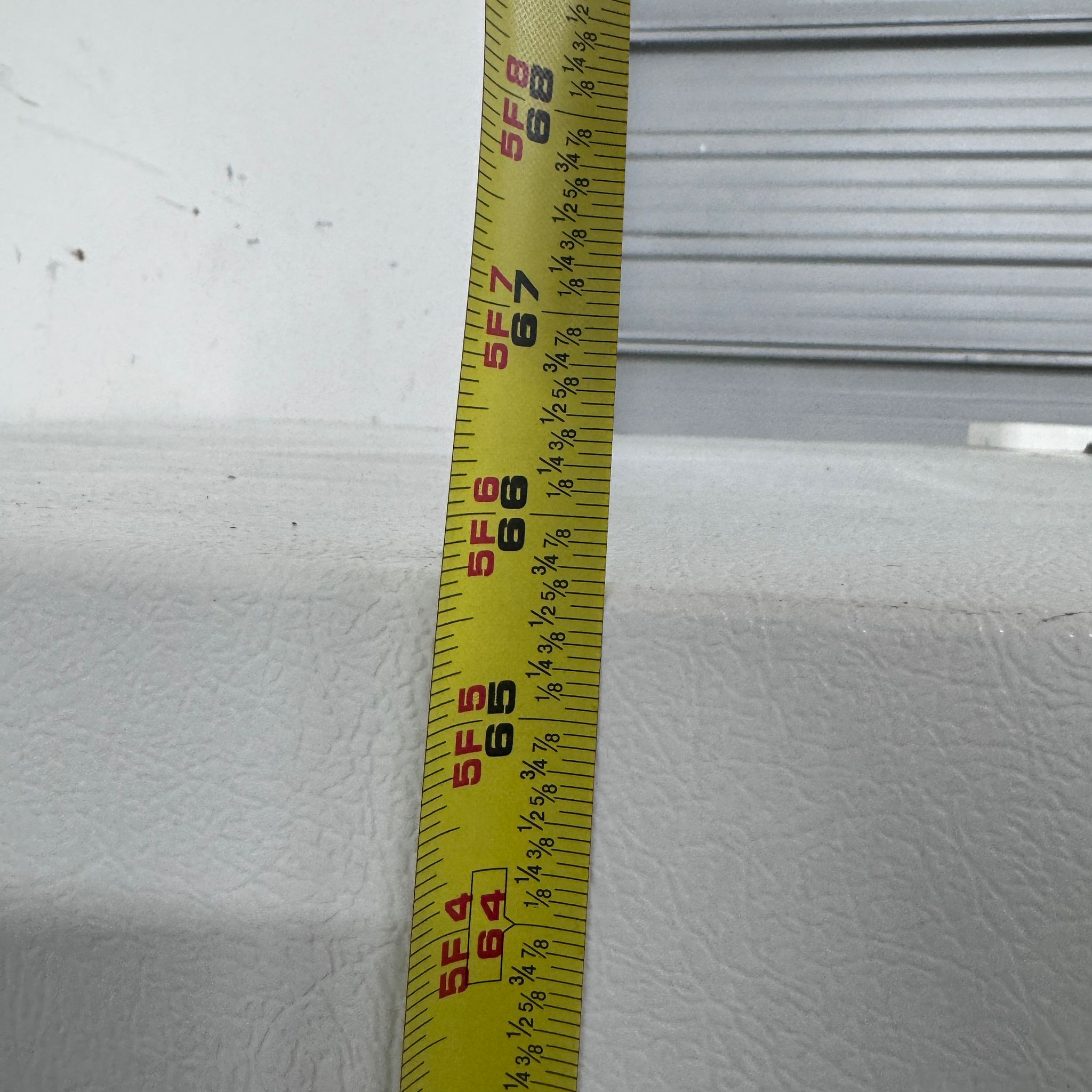 Frigidaire Top and Bottom Refrigerator Frigidaire Top and Bottom Refrigerator